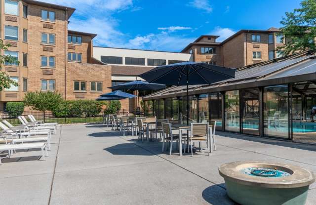 The Iroquois Club Apartments Gallery 3