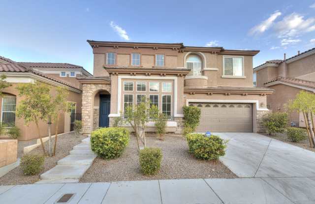 SUMMERLIN GATED COMMUNITY IN THE PASEOS - 4 BEDROOMS + SMALL LOFT + DEN/OFFICE Gallery 3