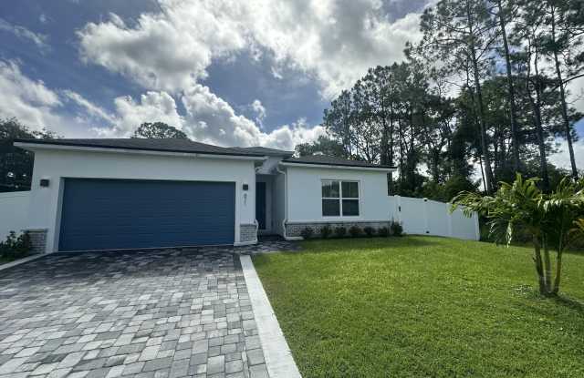 871 Buchanan Avenue SE photos photos