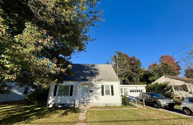 11 Sycamore Road Gallery 1
