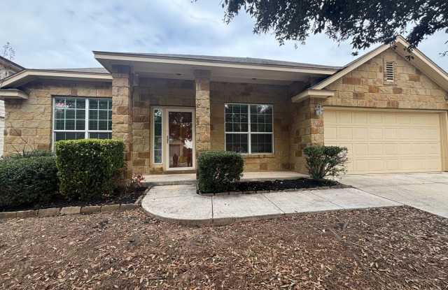 Beautiful One Story Home with Community Pool & Playground Gallery 1