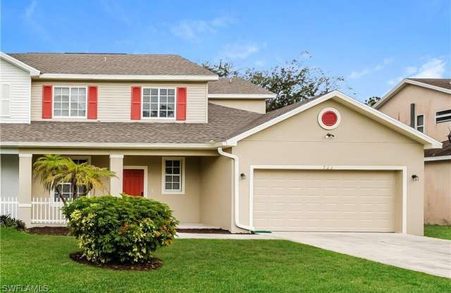 723 Bedford Drive - 723 Bedford Drive, Lehigh Acres, FL 33974