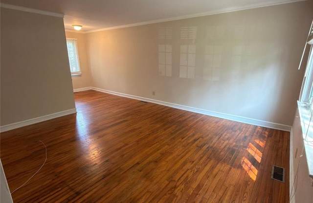 1818 Jameston Drive Gallery 3
