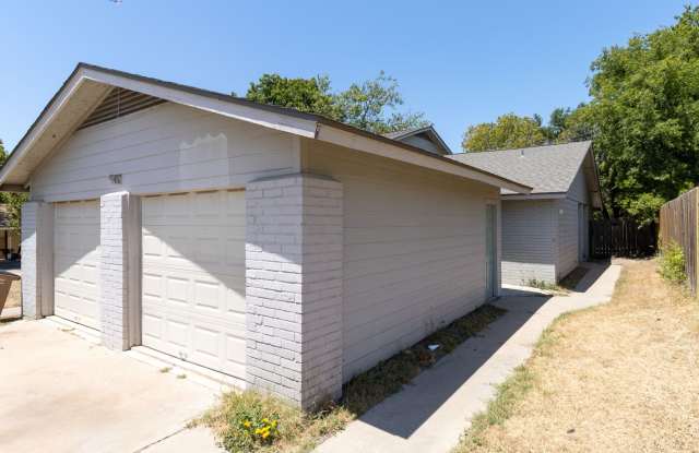 Open Floor Plan + Great Location! 2-Bed Home Near Everything photos photos Open Floor Plan + Great Location! 2-Bed Home Near Everything photos photos