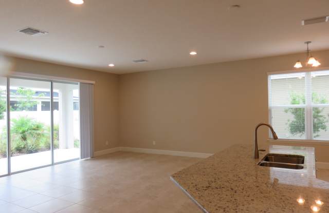 8813 Tropical Palm Dr Gallery 4