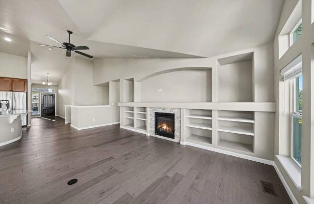 BEAUTIFUL 4-BEDROOM HOME WITH SOLAR – SAVE APPROX $130/MONTH ON ELECTRICITY! Gallery 4
