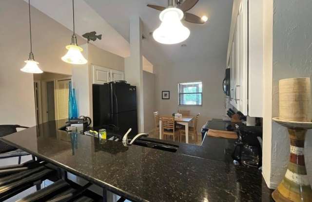 513 Lake Louise Cir Gallery 4