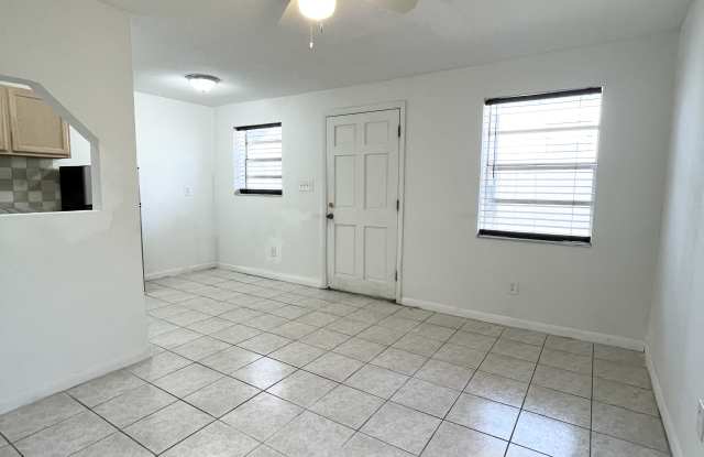 2916 N 16th St Apt 2 Gallery 3