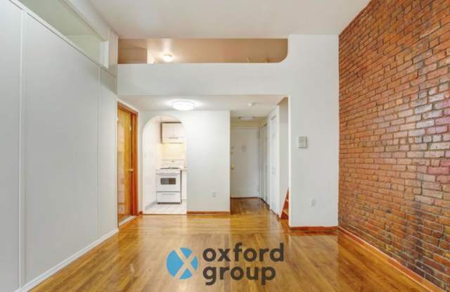 216 West 22nd Street photos photos