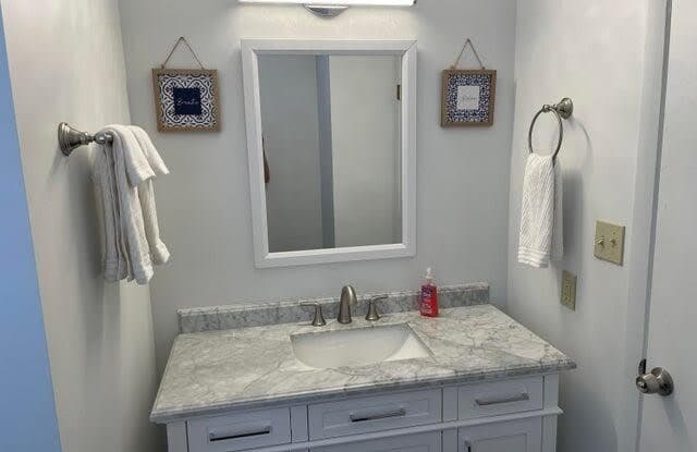 125 N Brevard Avenue N - 125 North Brevard Avenue, Cocoa Beach, FL 32931