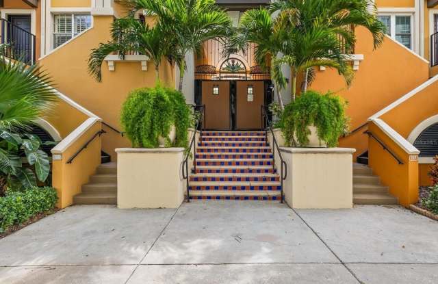 200 4TH Avenue S Gallery 1