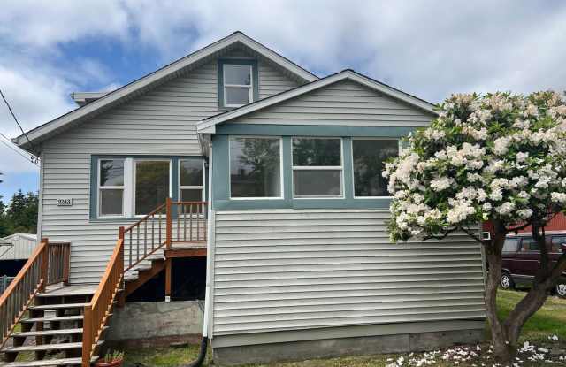 3 Bedroom Greenwood Home! photos photos