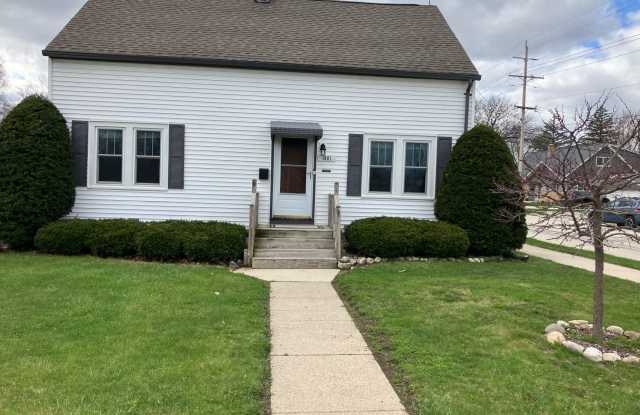 1001 8th Ave, photos photos