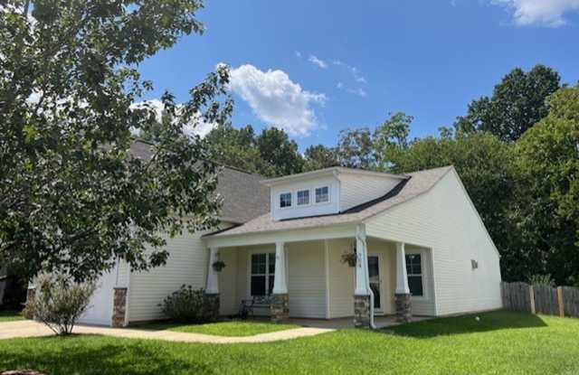 ~ Beautiful 4 Bedroom/3 Bath Home in Mebane ~ photos photos
