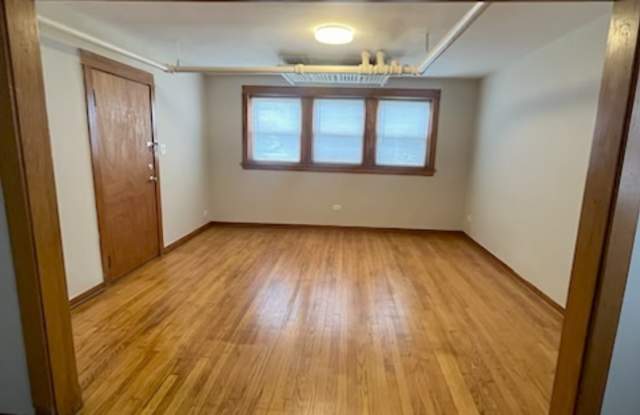 5456 West Schubert Avenue photos photos