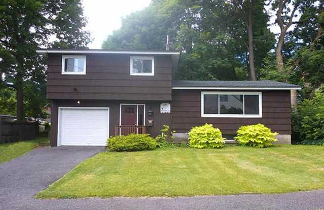 AVAILABLE 7/1/26 - Beautiful 5 Bedroom Single Family Home With Private Backyard and Back Porch photos photos