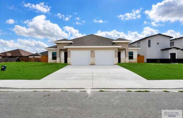 1014 ESCONDIDO LN. Gallery 2
