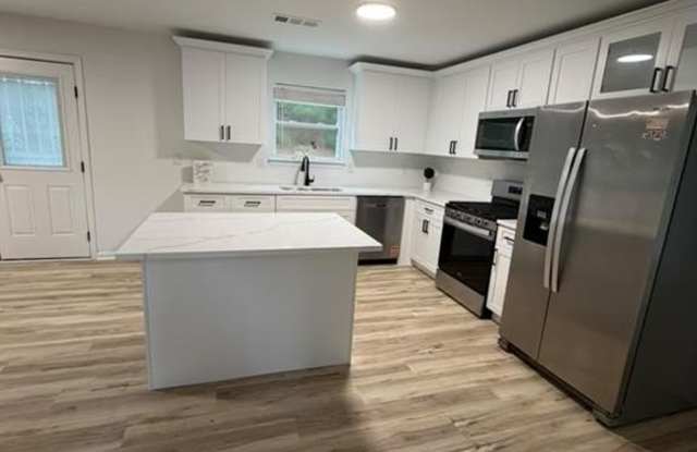 320 Oxnard Circle SW Gallery 4