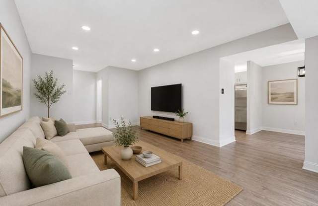 2012 Colts Neck Rd Gallery 2