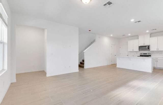 4613 CROSS PRAIRIE PARKWAY Gallery 3