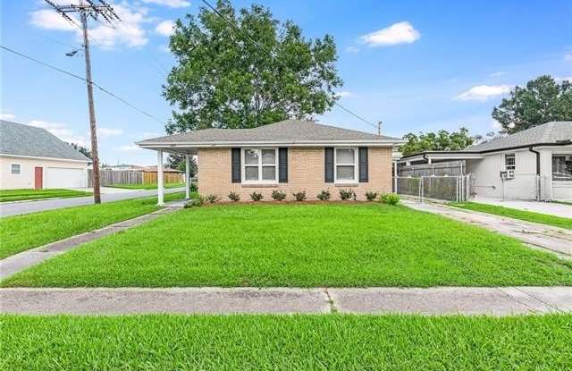 589 GROVE Avenue - 589 Grove Avenue, Harahan, LA 70123