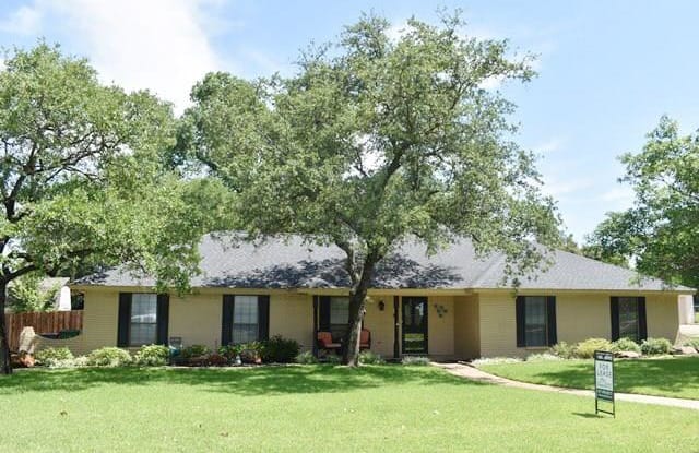 3422 Marsh Lane - 3422 Marsh Lane, Grapevine, TX 76051