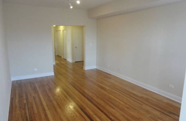 4856 N Drake Ave Gallery 3