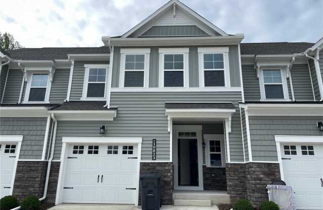 10823 Farmstead Mill Drive Gallery 1