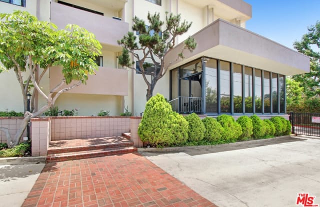 5000 S Centinela Ave - 5000 Centinela Avenue, Los Angeles, CA 90066