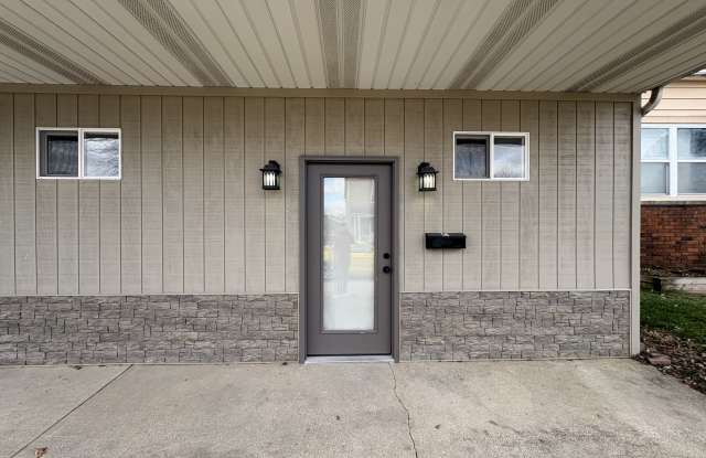 1401 Main Street - C - 1401 Main Street, Jasper, IN 47546