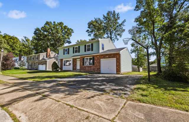 Remodeled 4bed/2Bth in Newark- Showing Friday 9/25 6pm-6:30pm Gallery 4