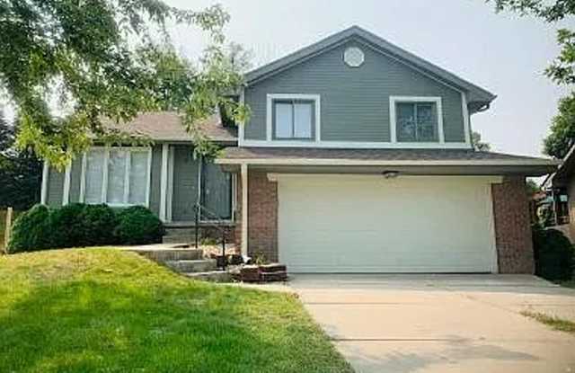 12669 Meredith Ave - Spacious 4BR Greentree Home – 2,179 Sq Ft of Modern Comfort! photos photos