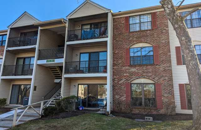 259 Hampshire Court photos photos
