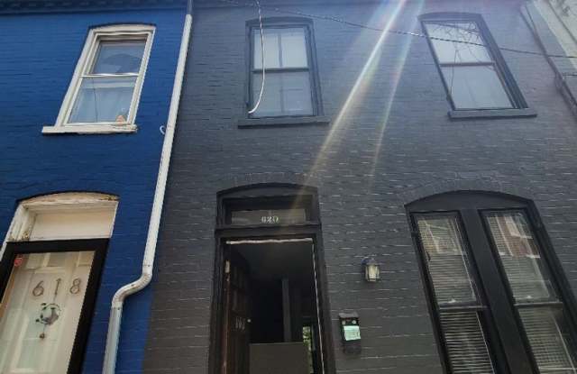620 Lake Street Gallery 3