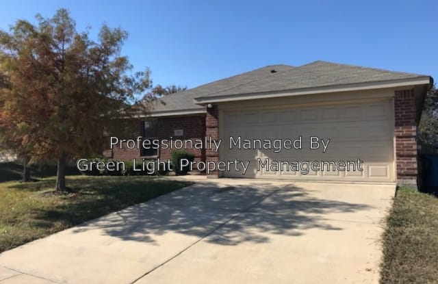 3011 Appaloosa Dr - 3011 Appaloosa Drive, Dallas, TX 75237