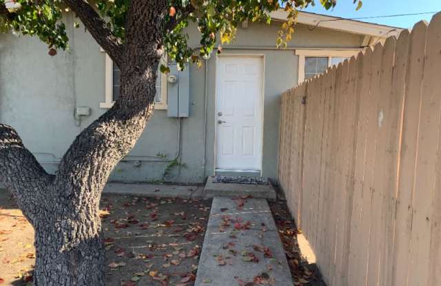 9832 Guinida Ln Gallery 2