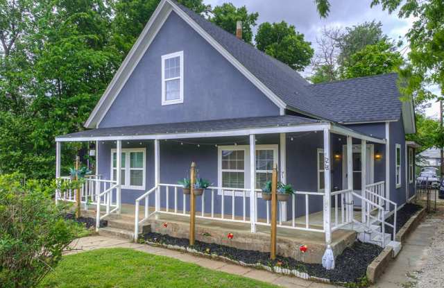 1218 West Noble Avenue Gallery 1
