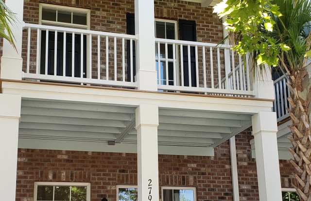 2794 Howard Avenue photos photos