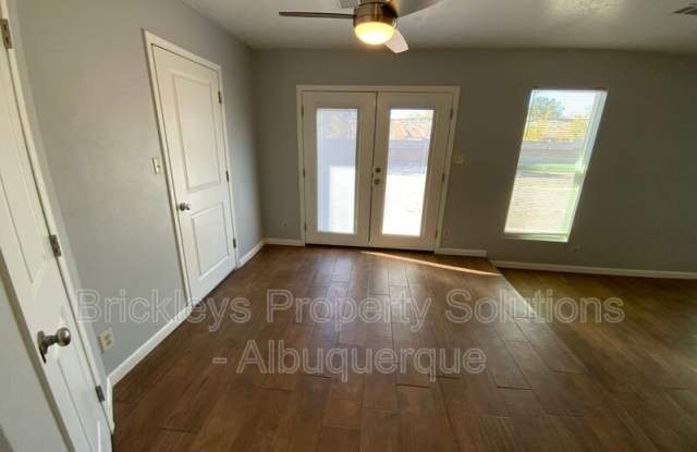 743 Uranium Dr. NE Gallery 4