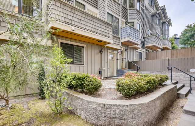 Immaculate 5 bedroom townhome available for instant move-in. photos photos