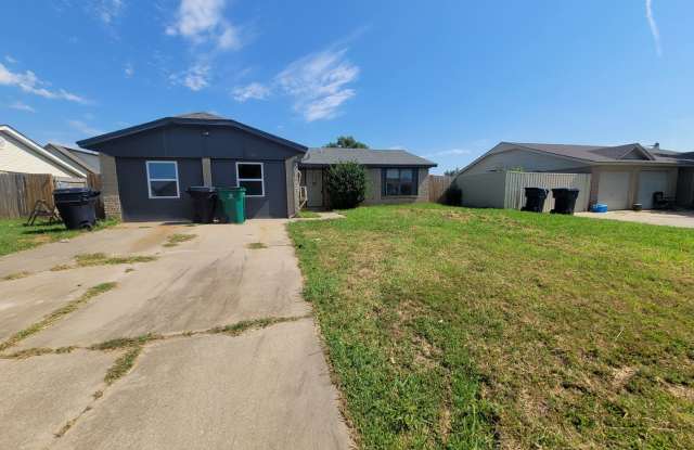 COMING SOON! RARE 5 BEDROOM HOME IN SOUTH OKC / MOORE SCHOOLS! photos photos COMING SOON! RARE 5 BEDROOM HOME IN SOUTH OKC / MOORE SCHOOLS! photos photos