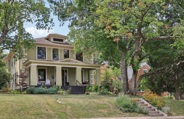 Beautiful Historic 4BR/3BA Gem | Hillsboro Village – West End! photos photos