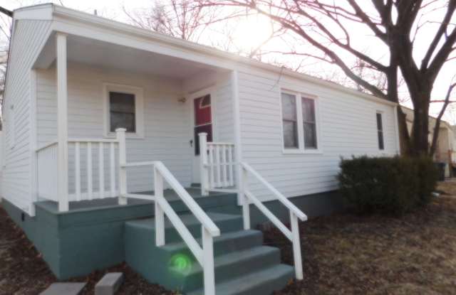 Very nice 3 bedroom/1 bath in El Dorado! - 1504 Edgemoor Drive, El Dorado, KS 67042