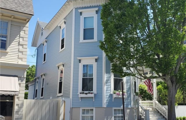 38 Franklin Street - 38 Franklin Street, Newport, RI 02840