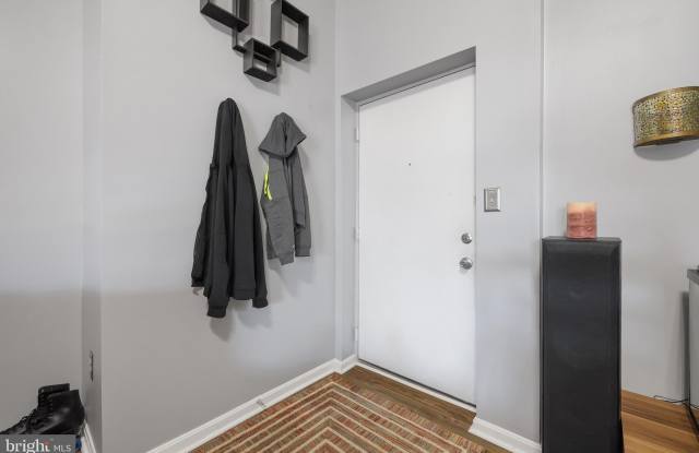 209 WATER FOUNTAIN COURT Gallery 3