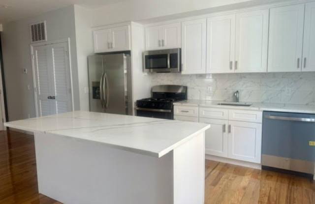 181 S Munn Ave Unit 2 Gallery 3