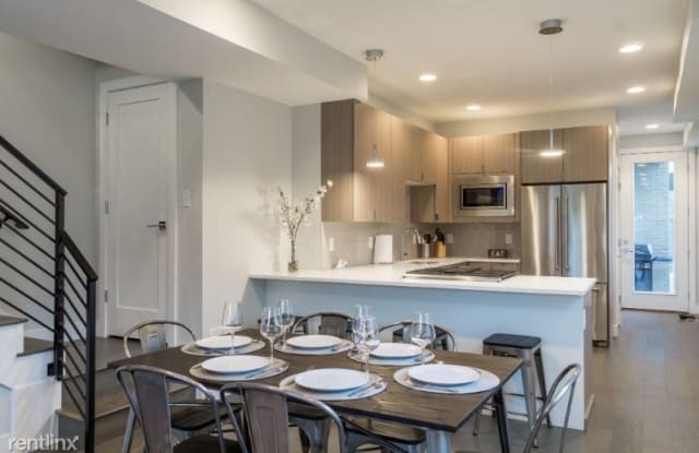2913 Lawrence St - 2913 Lawrence Street, Denver, CO 80205