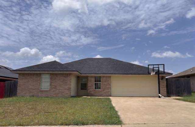 **1/2 off first months (prorate rent)** 2611 Littlewood Drive, Killeen Gallery 1