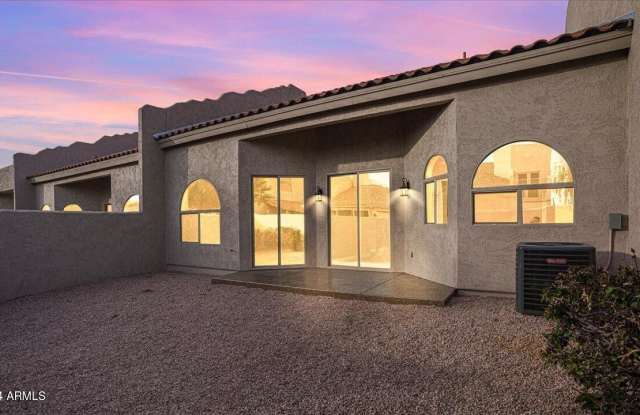 8795 E Greenview Dr - 8795 East Greenview Drive, Gold Canyon, AZ 85118