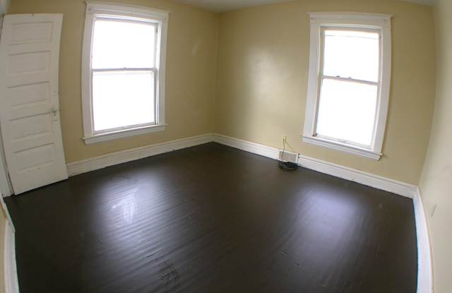 944 Eastern Ave Se Gallery 3
